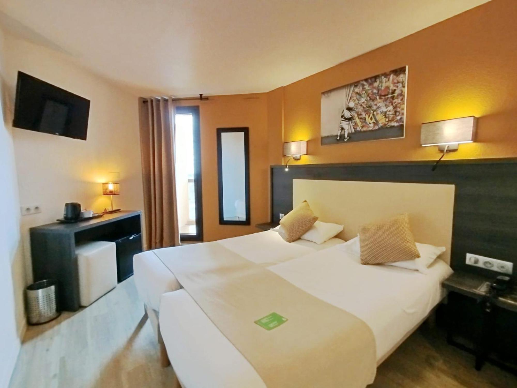 Hotel Le Collier Антиб Экстерьер фото
