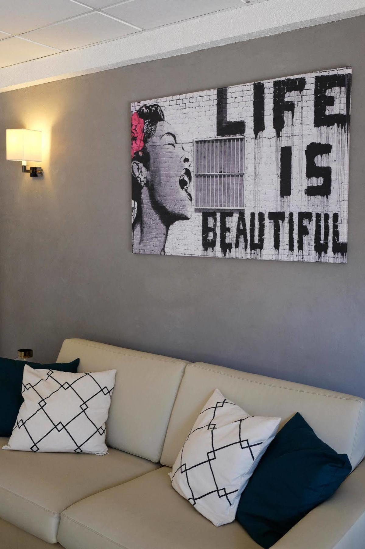 Hotel Le Collier Антиб Экстерьер фото